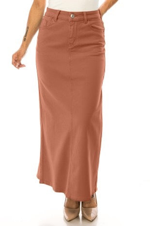 Be-Girl denim twill maxi skirt in stone color, flowing design, with a high waist and side pockets, perfect for casual wear.