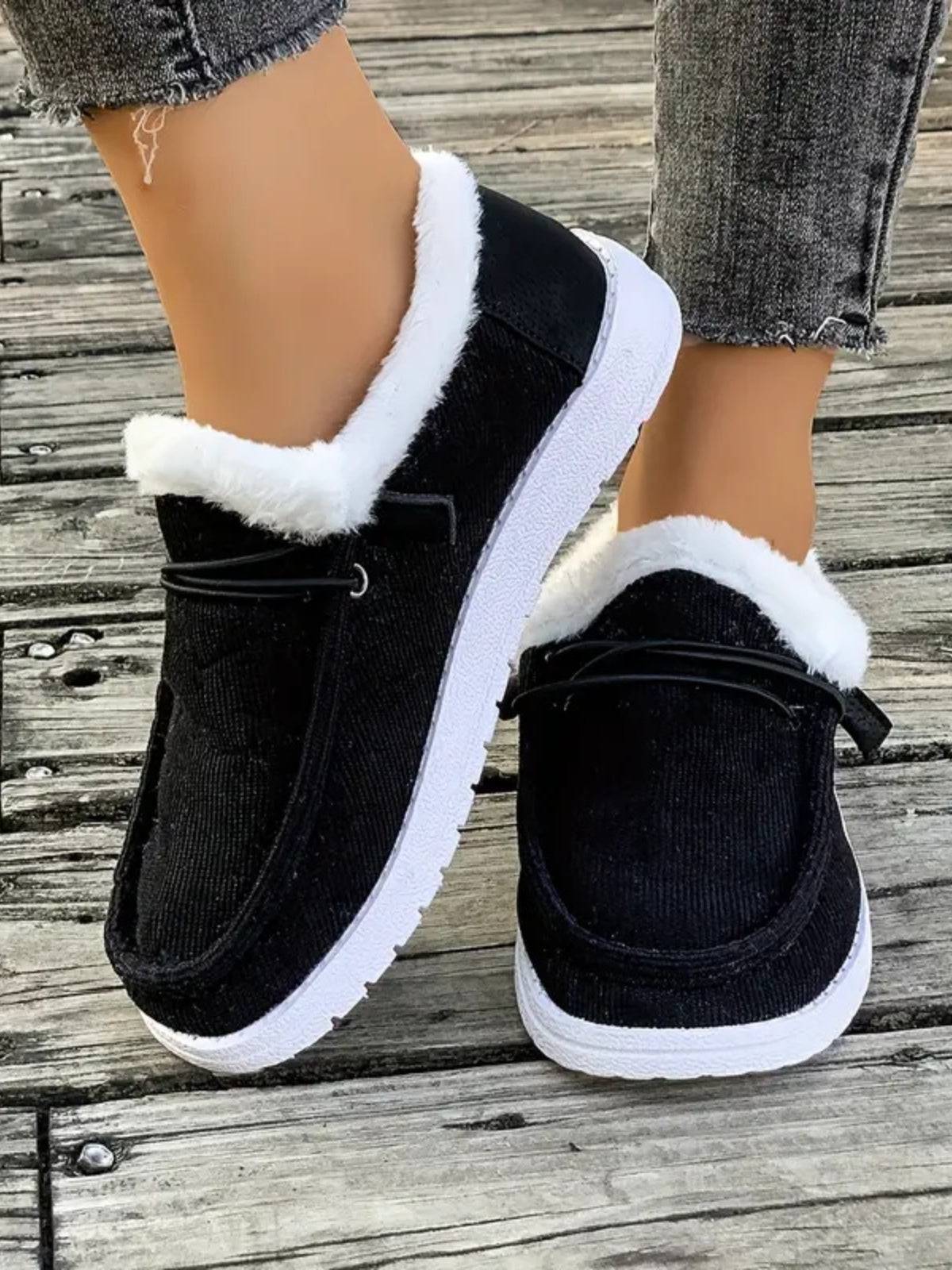 Fluff Round Toe Flat Slip-Ons