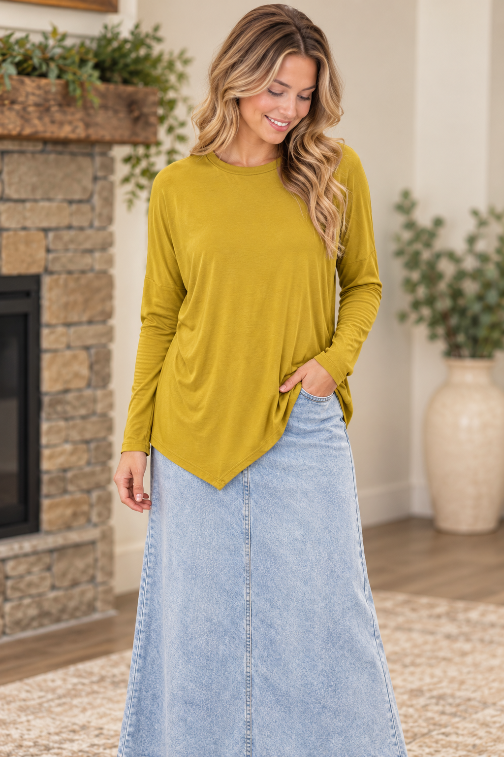 Azules Asymmetrical Hem Long Sleeve Tunic Top lifestyle view 3