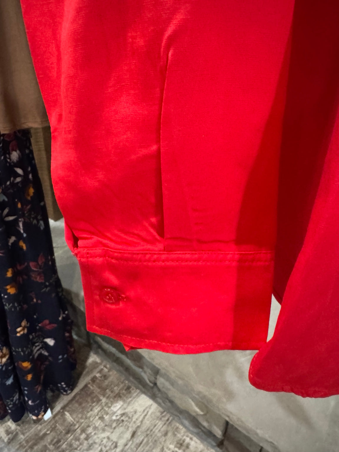 Double Zero red linen blend shirt cuff detail