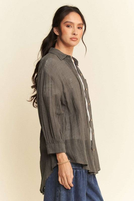 Davi & Dani High-Low Chest Pocket Button Up Shirt