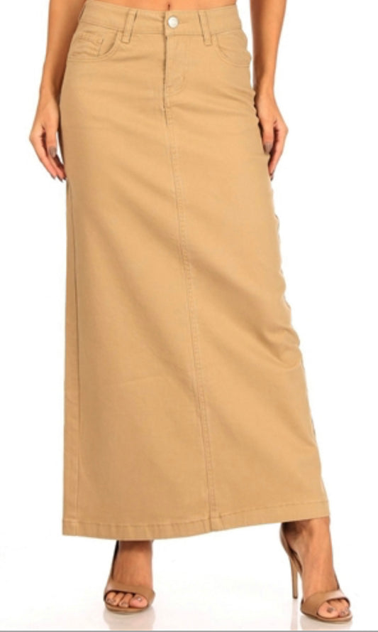 Be-Girl long denim maxi skirt in twill fabric, featuring a flowing silhouette and classic denim wash.
