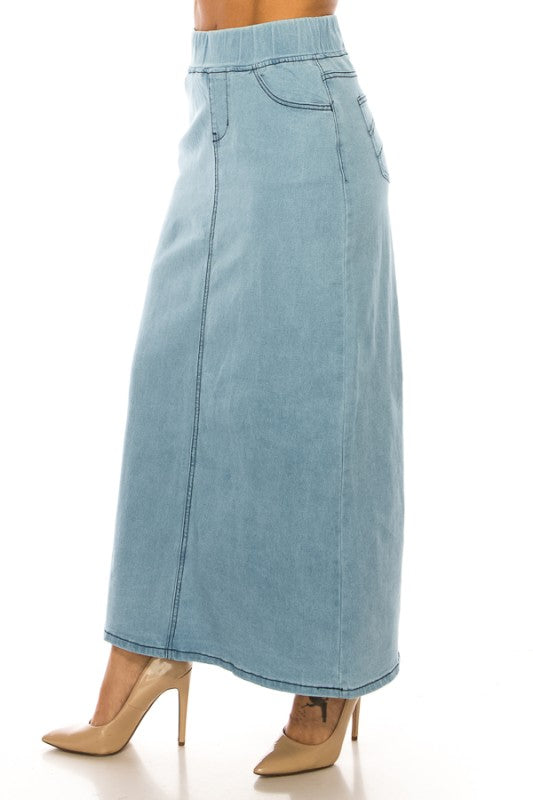 Be Girl plus size elastic waist lightwash denim maxi skirt with modest length and classic jean style, suitable for casual wear.