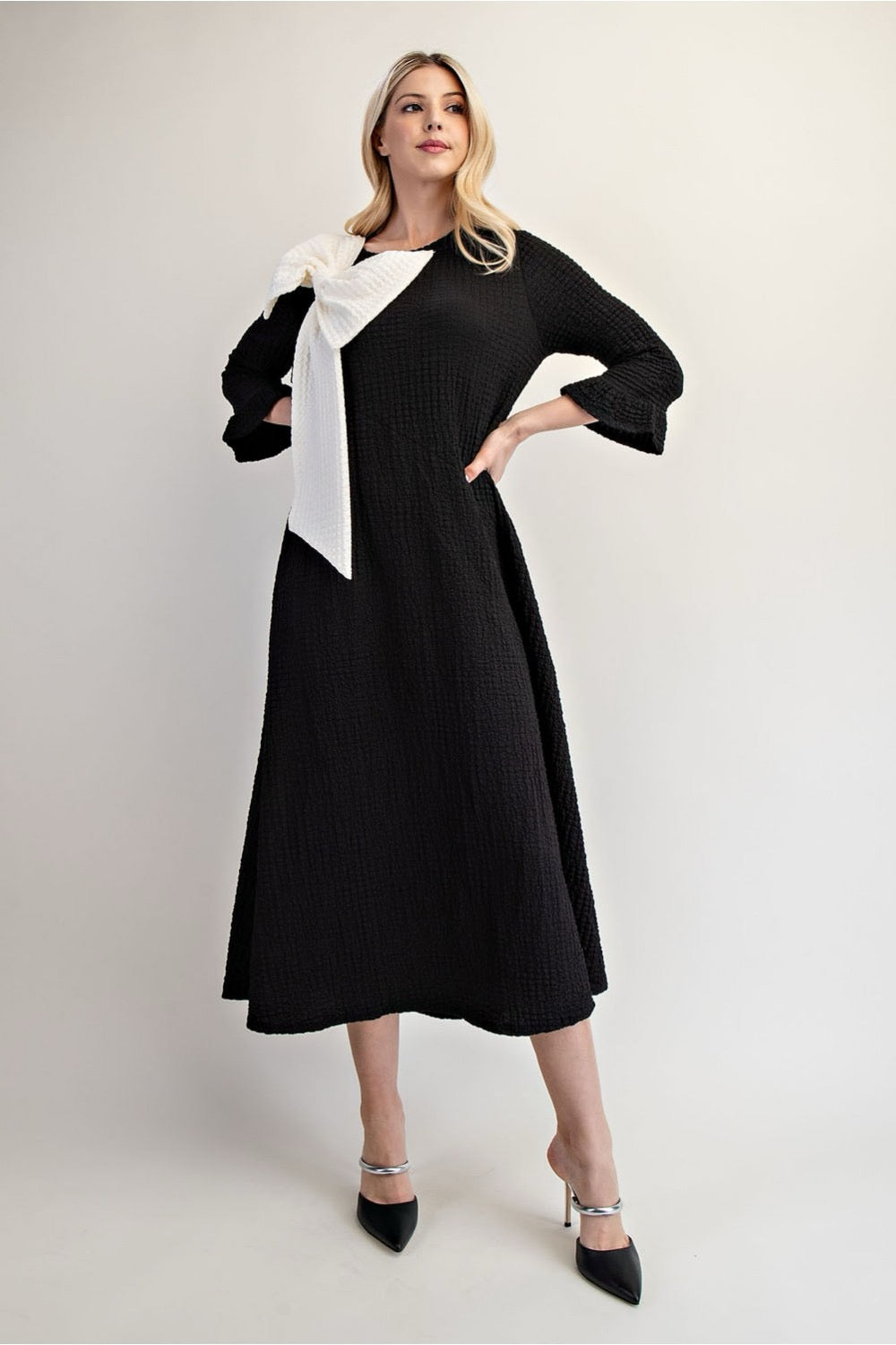 Celeste Clothing Glam Big Bow Dress, stylish dress with a large bow detail, perfect for elegant occasions.