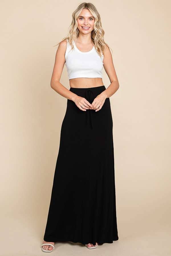 Culture Code draw string flare maxi skirt in small ecru cream, featuring a flowy design and adjustable waist.