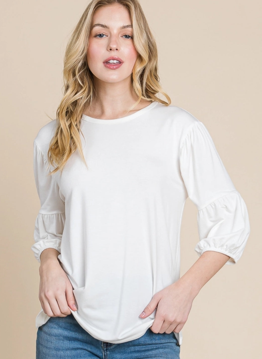 CultureCodeUSA coral 3/4 sleeve solid top with round neck and bubble sleeve design, casual and stylish women's clothing.