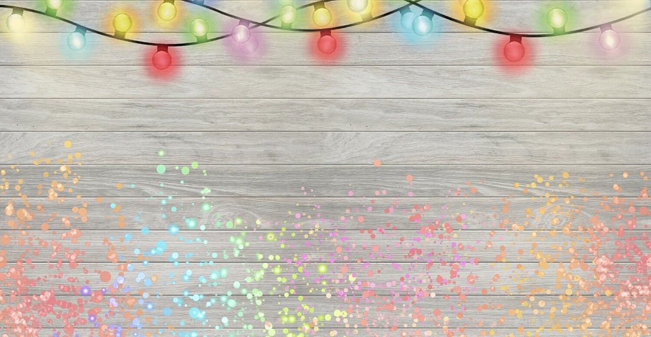 ModestAndDevoted Christmas gift card with festive garland and "Merry Christmas" message, perfect for holiday gifting.