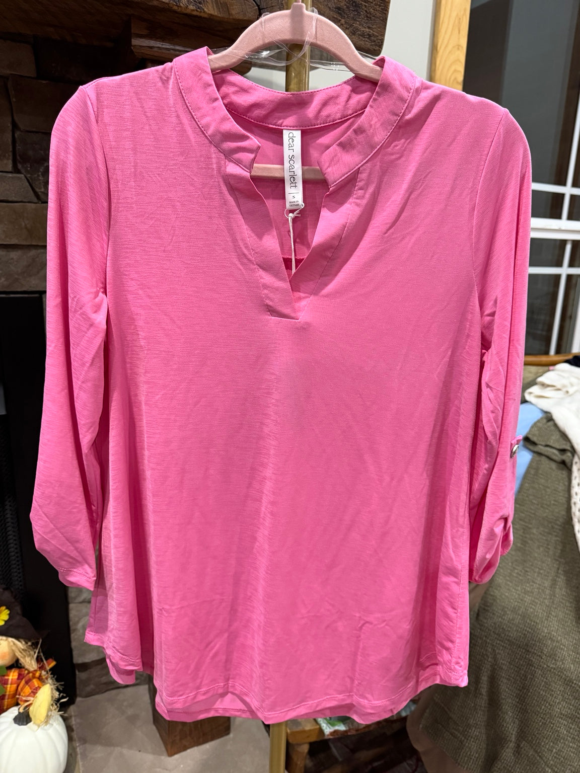 Dear Scarlett Lizzy blouse Bright Pink front