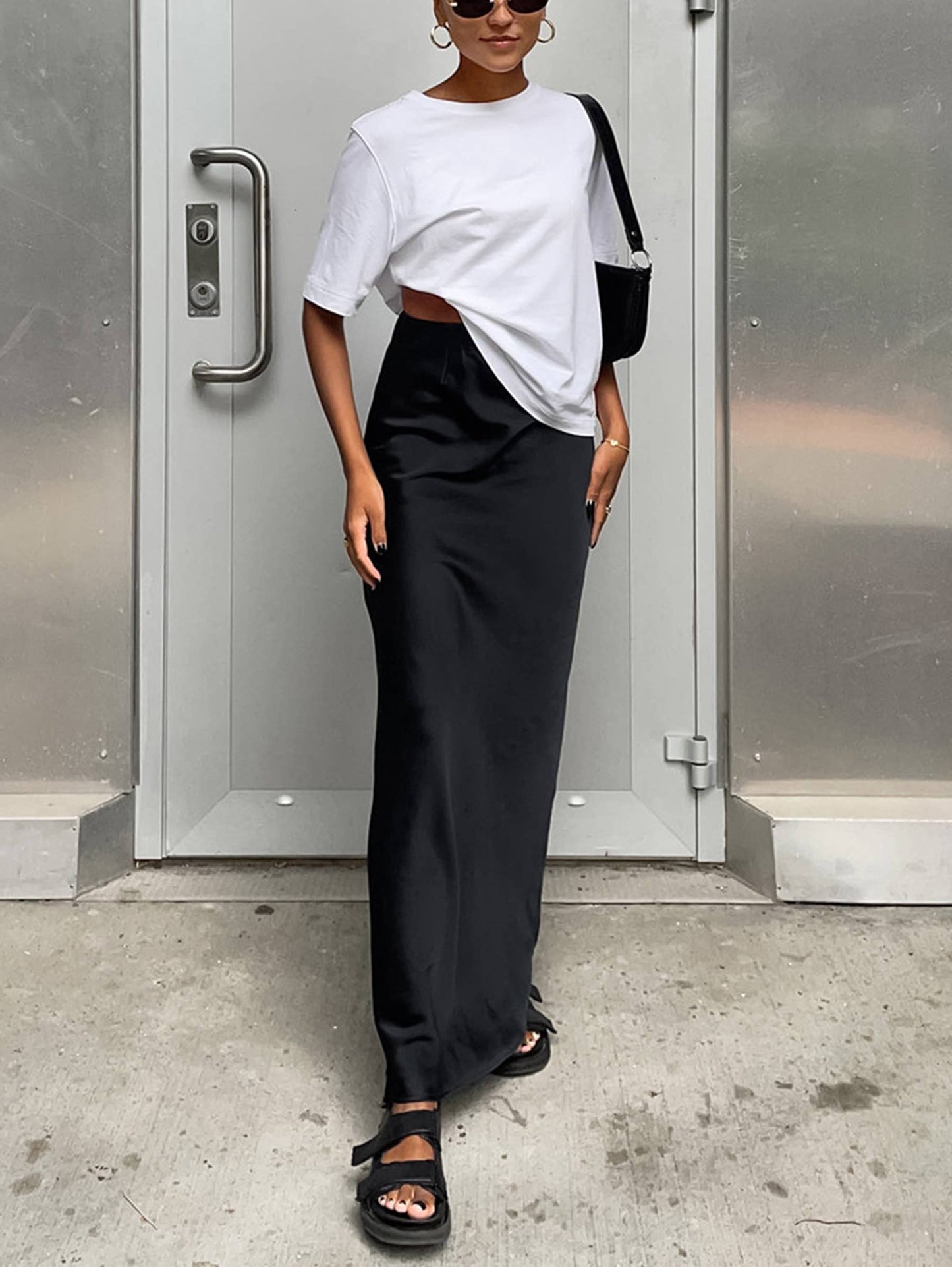 Black satin maxi skirt for women with fishtail design, suitable for commuting, from wholesalesir.