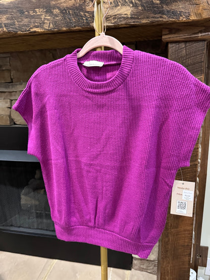 Zenana short sleeve knit pullover in magenta